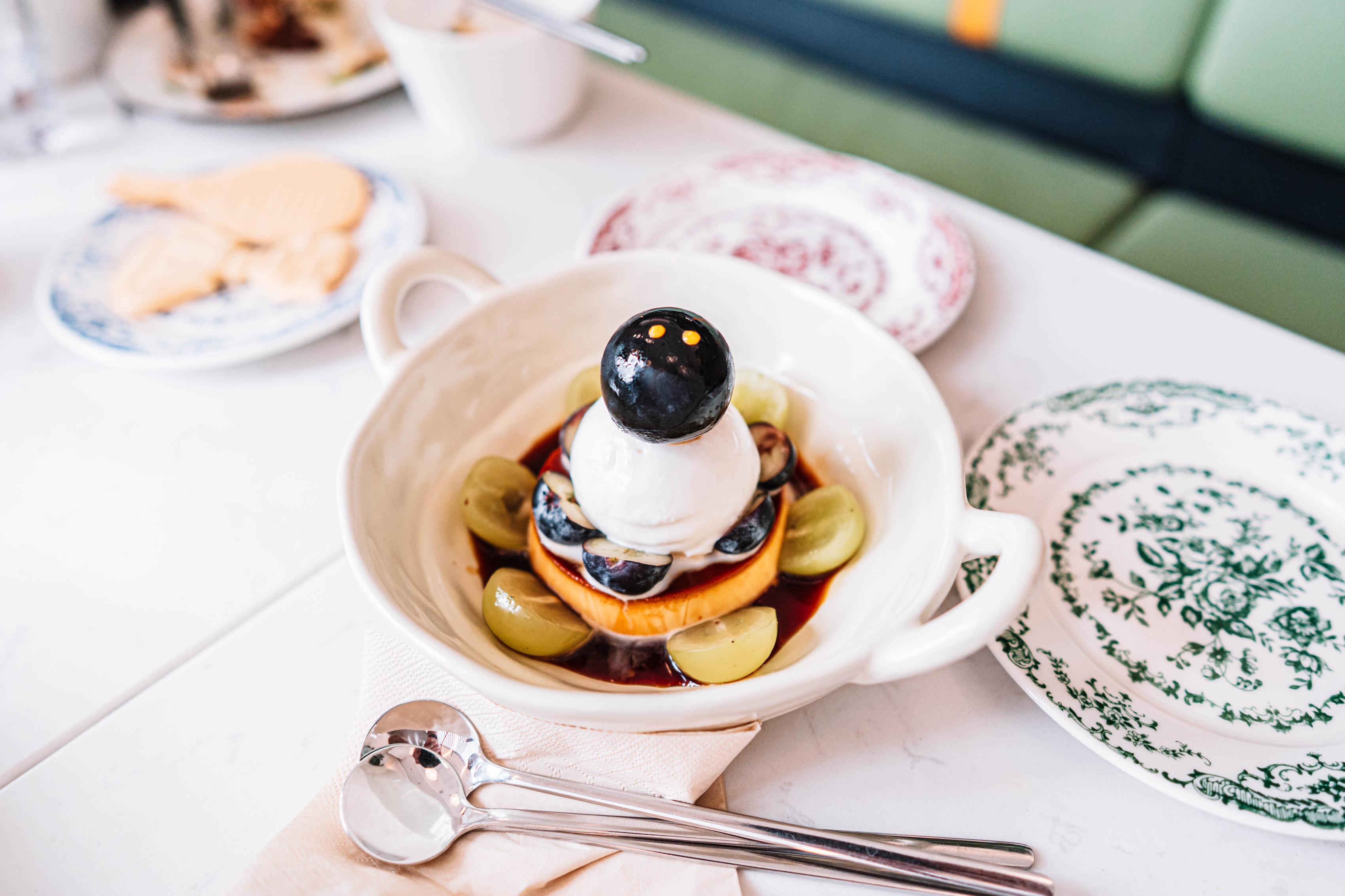 Ace Of Clubs: Vesta Squash & Deli